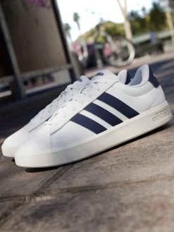 ADIDASgrand court 3.0