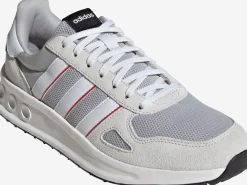 ADIDASrun 84