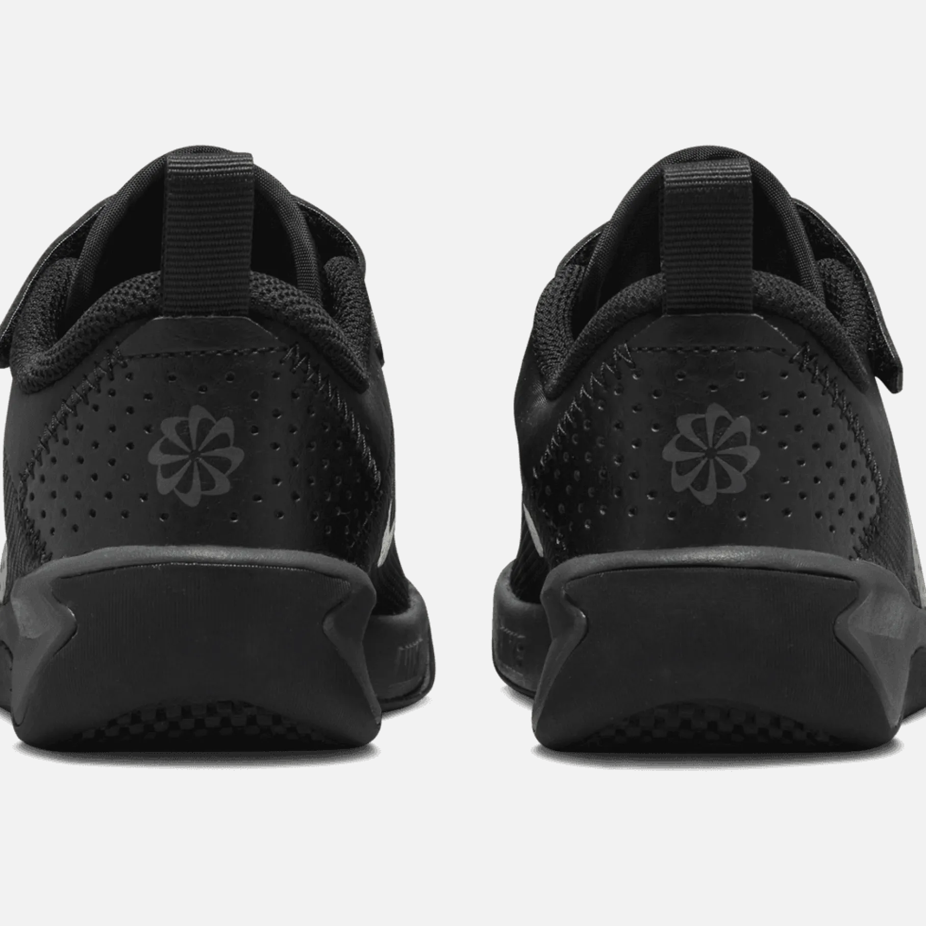 NIKEnike omni multi-court k