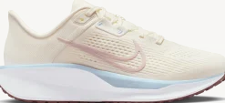 NIKEnike quest 6 w