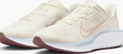 NIKEnike quest 6 w