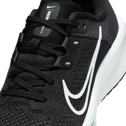 NIKEnike quest 6 w