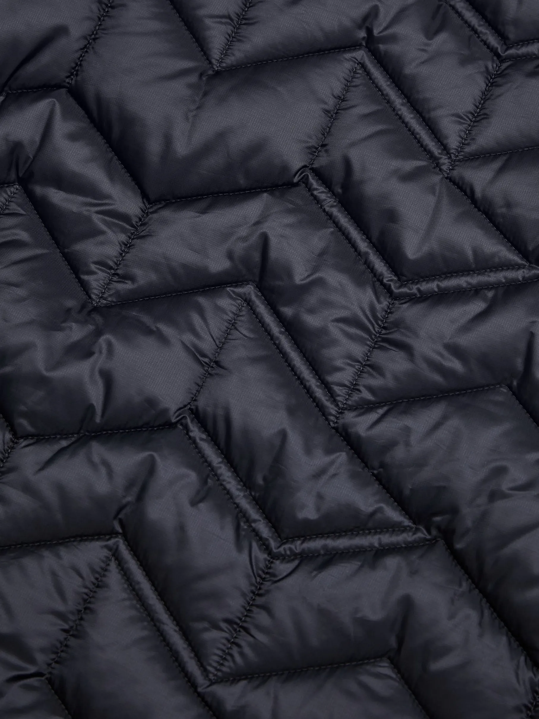 PEAK PERFORMANCEm elevate liner hood