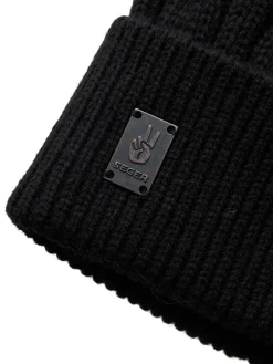 SEGERseg knitted cable beanie sr