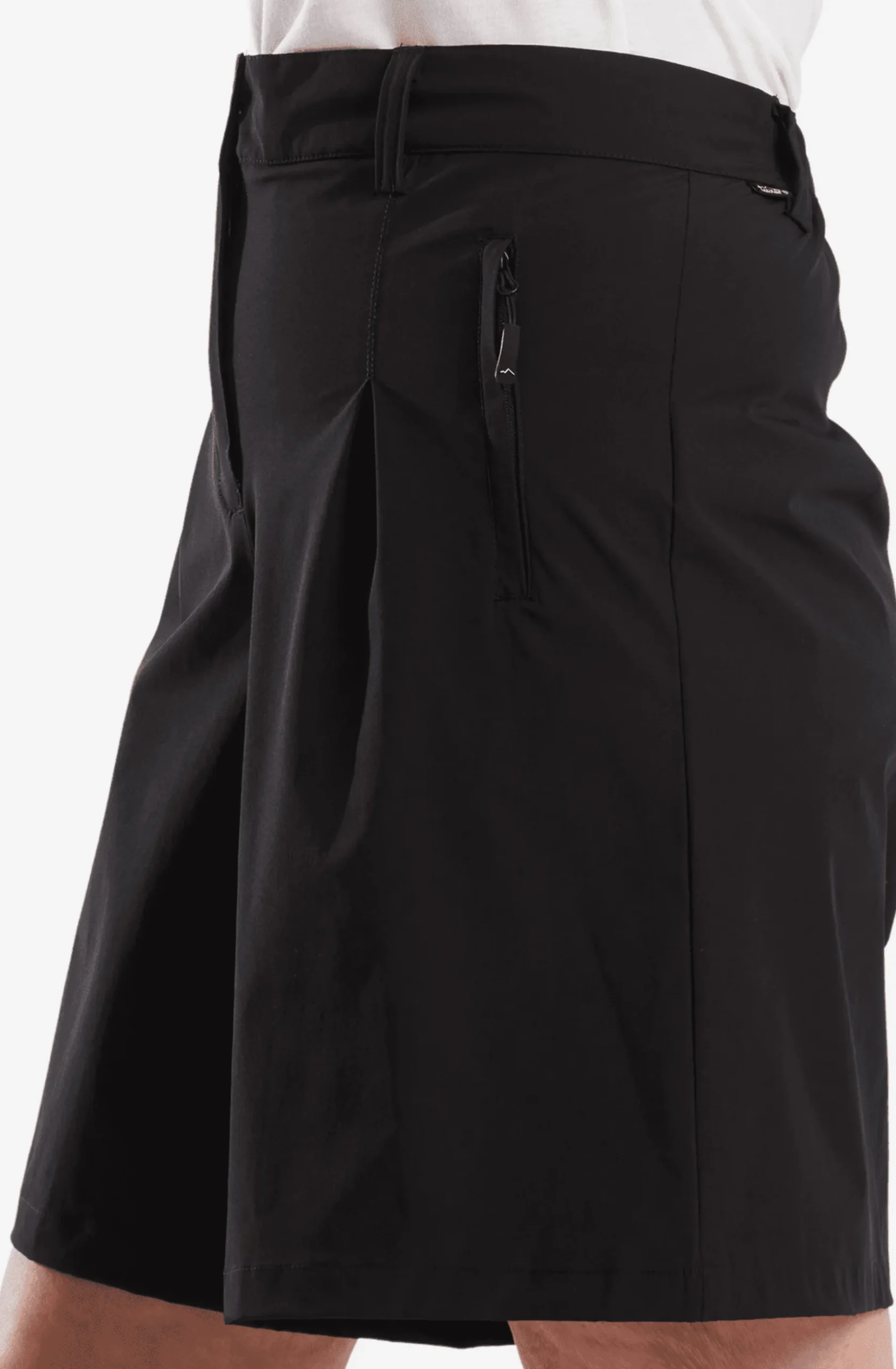 TUXERsahra shorts